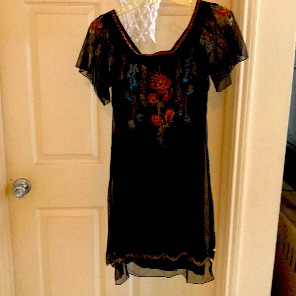 A Beautiful off the shoulder black short  dress
